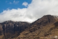 Bergspitze in Schottland (hinter Wolken)